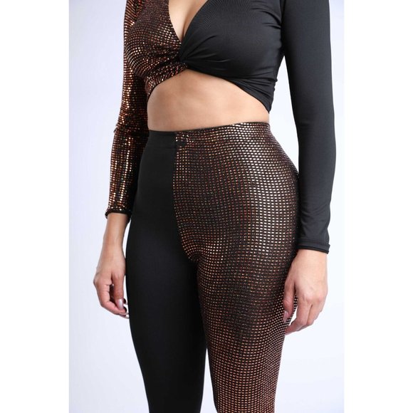 Women's Sexy Long Sleeve Crop Top and Matching Leggings 2 Piece Cute Outfit Set - Picture 2 of 9